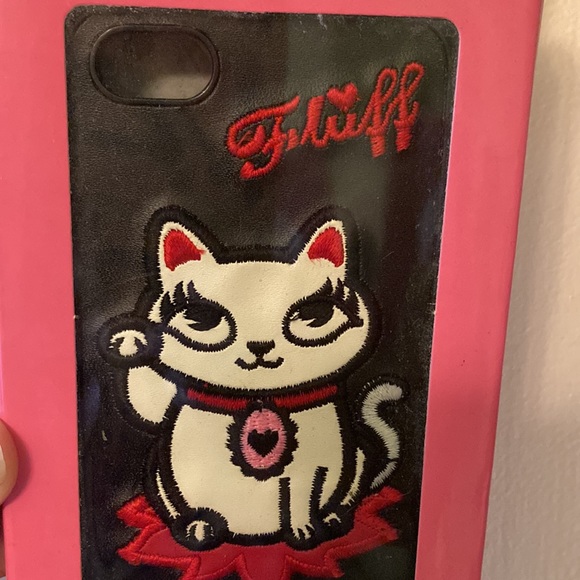 Fluff iPhone case for 4 & 4S - Picture 2 of 3